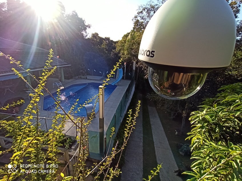 Câmeras Speed Dome com zoom de até 30x e ronda automática de ambiente